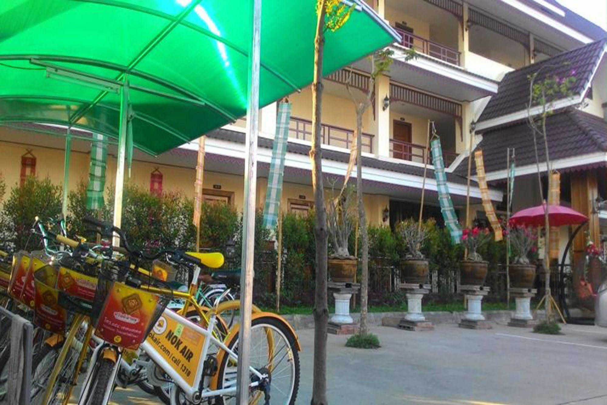 Sawadeelanna Hotel Nan Exterior photo